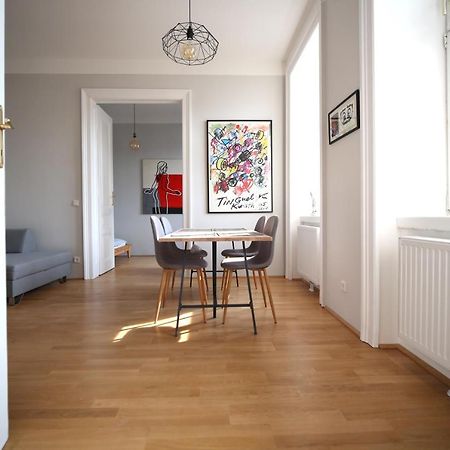 Classic, Modern & Sunny. 7Min To Vienna'S Center! Luaran gambar
